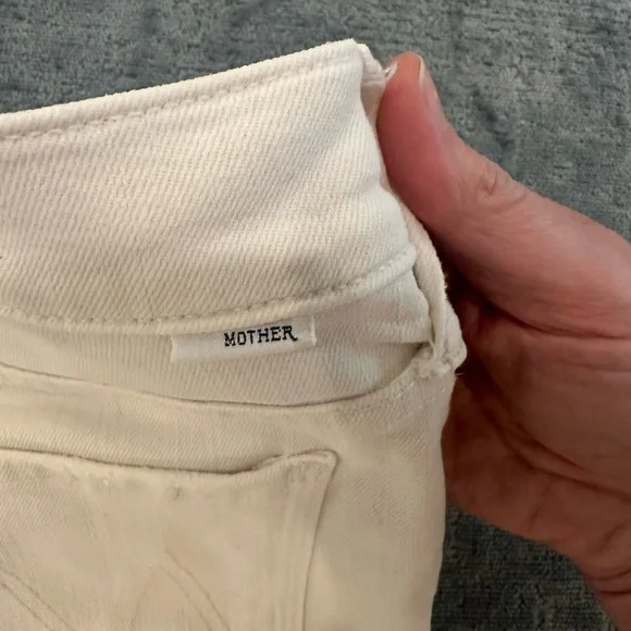 🤍 MOTHER The Rascal Ankle Snippet Jeans 🤍 - Picture 11 of 11